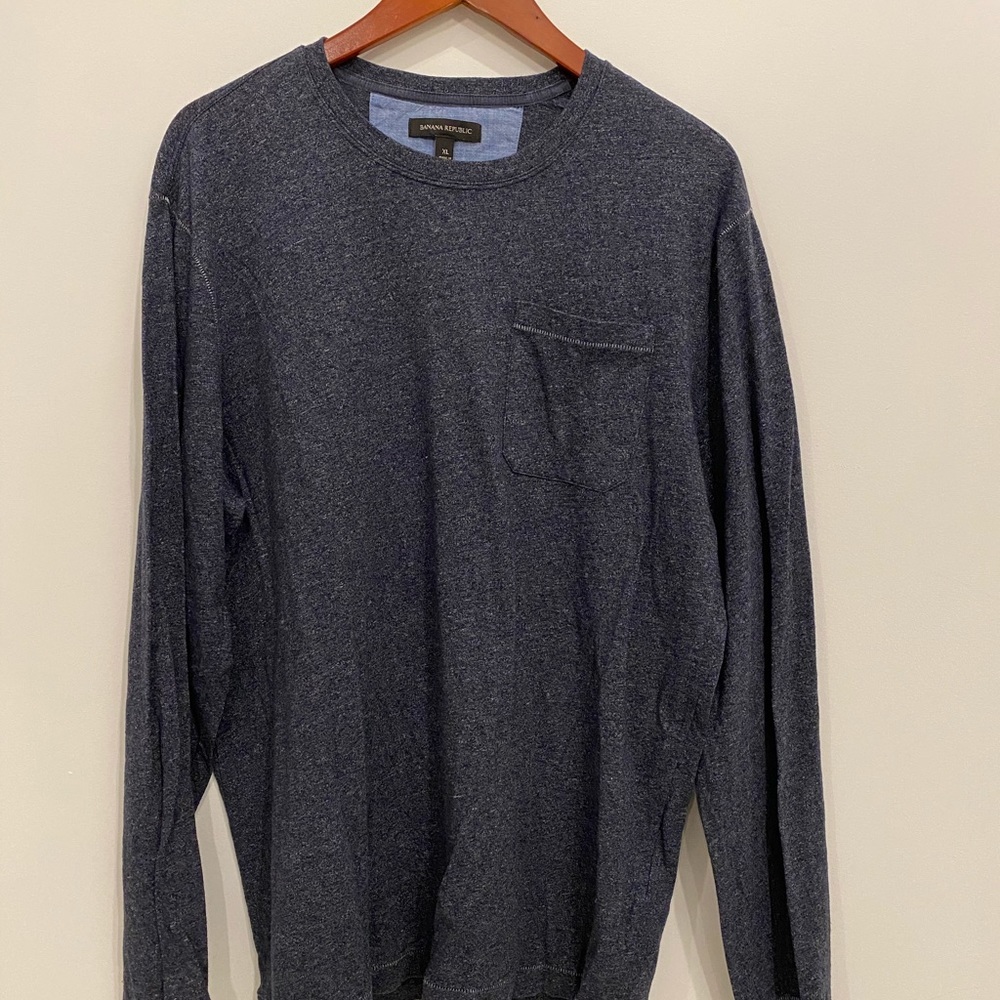 Banana Republic Long Sleeve Tee